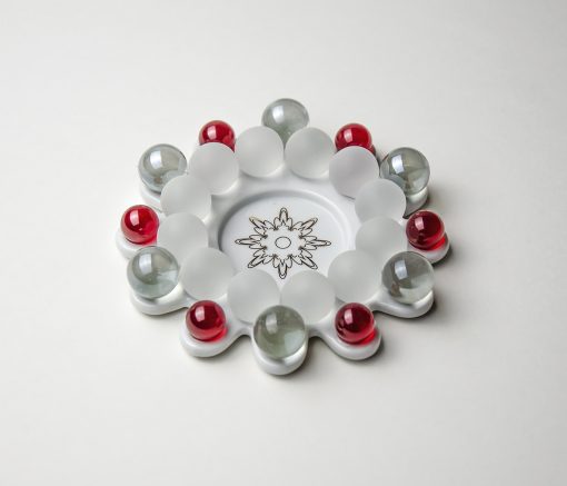 Dresdner Glasperlenstern Zwölfer Weiß Teelichthalter handgefertigt in der Dresdner Manufaktur aus Porzellan mit böhmischem Kristallglas